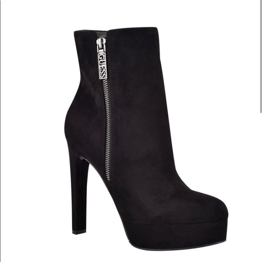 GUESS Boots Gently Used